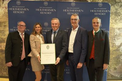 &Uuml;berreichung Landeswappen